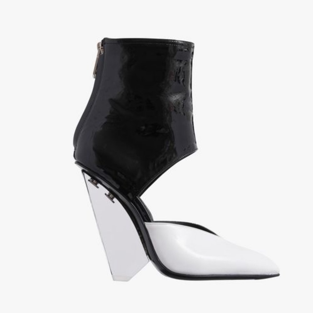 Balmain black/white shoes, sandals/boots